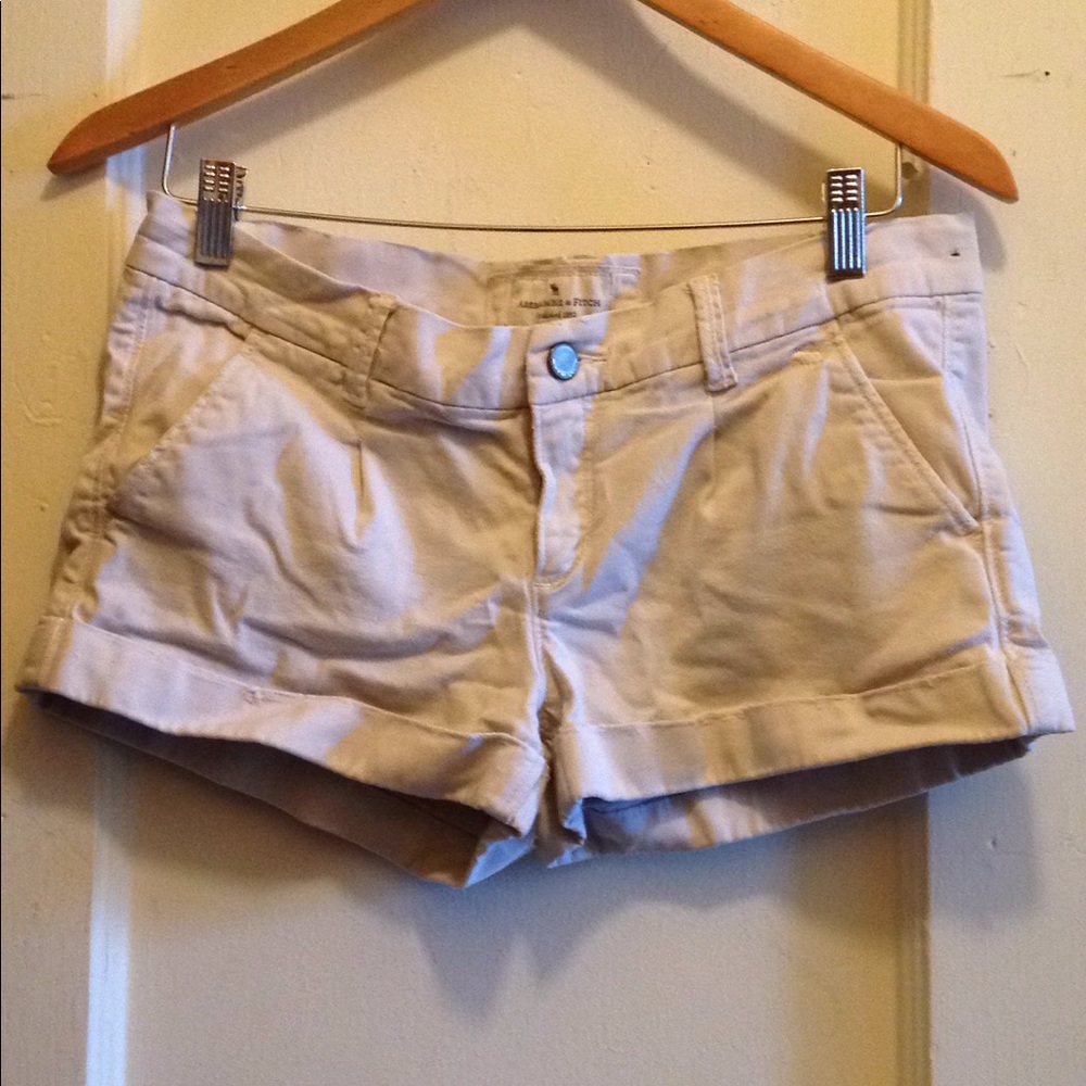 Abercrombie & Fitch Khaki Shorts